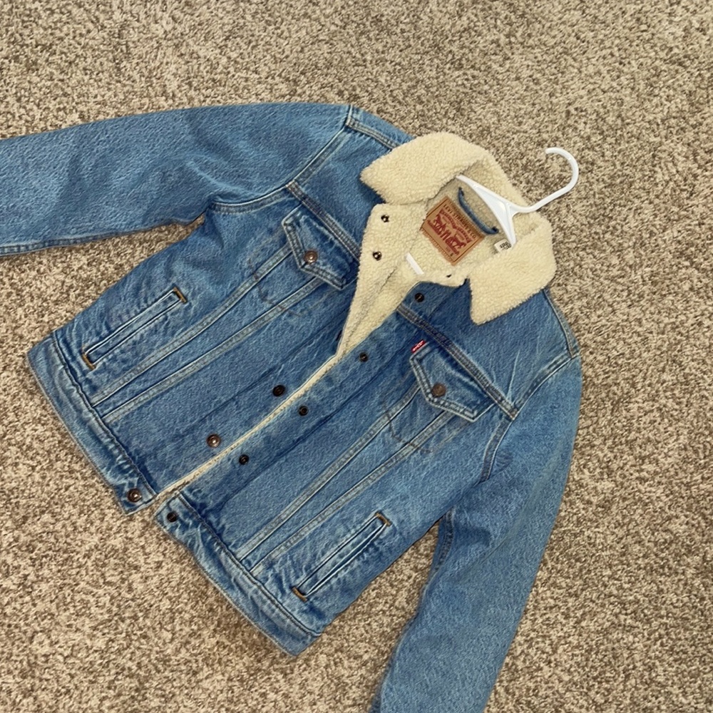 Levi jacket. Worn once. No stains.